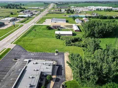 SW 4th Street, Waverly, IA 50677
