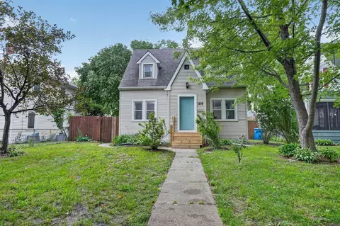1216 Independence Ave, Waterloo, IA 50703