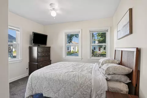 Bedroom - 1652 Bertch Ave, Waterloo, IA 50702 photo 1 of 4