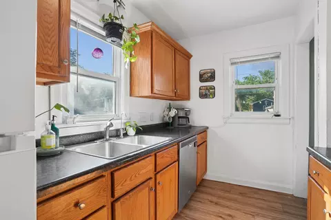 Kitchen - 1652 Bertch Ave, Waterloo, IA 50702 photo 2 of 3