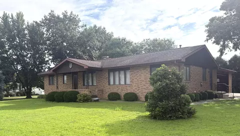 1135 Main St, Jesup, IA 50648