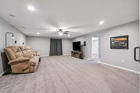 Other - 724 Grindstone Cir, Waterloo, IA 50702 photo 6 of 8