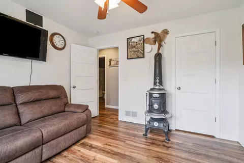 Other - 724 Grindstone Cir, Waterloo, IA 50702 photo 5 of 8