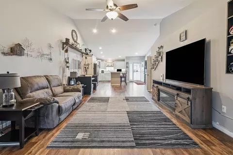 Other - 724 Grindstone Cir, Waterloo, IA 50702 photo 2 of 8