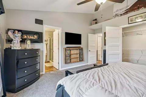 Bedroom - 724 Grindstone Cir, Waterloo, IA 50702 photo 3 of 5