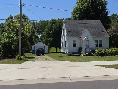 4616 Lafayette Rd, Evansdale, IA 50707