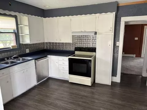 Kitchen - 214 E Walnut St, Manly, IA 50456 photo 1 of 1