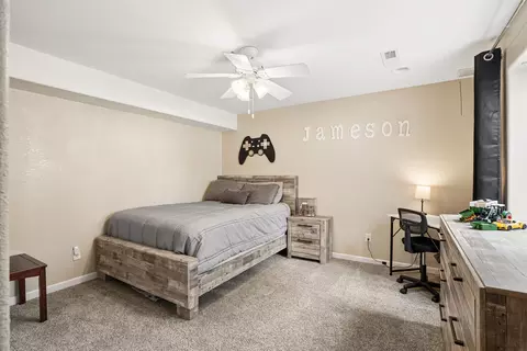 Bedroom - 1409 Springbrook Dr, Cedar Falls, IA 50613 photo 4 of 5