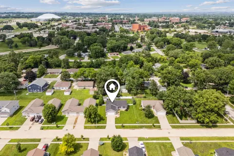 View/Area - 1409 Springbrook Dr, Cedar Falls, IA 50613 photo 5 of 5