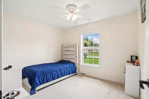 Bedroom - 1409 Springbrook Dr, Cedar Falls, IA 50613 photo 3 of 5