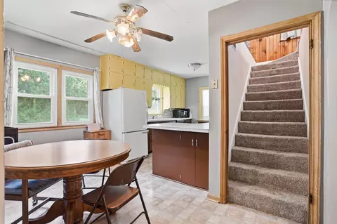 Entry Way - 700 Cornwall Ave, Waterloo, IA 50702 photo 1 of 1