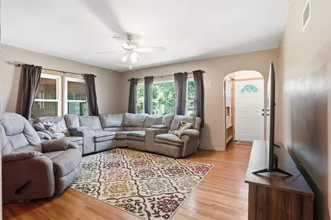Other - 700 Cornwall Ave, Waterloo, IA 50702 photo 1 of 7