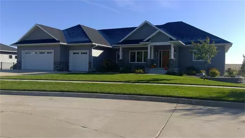 1510 Watson Way, Parkersburg, IA 50665