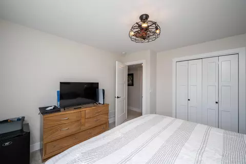 Bedroom - 709 Pointer Cir, Center Point, IA 52213 photo 10 of 10