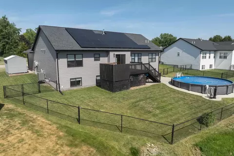 Other - 709 Pointer Cir, Center Point, IA 52213 photo 3 of 8