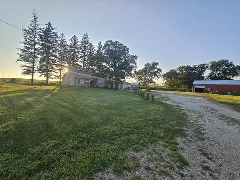 23653 250th St, Allison, IA 50602