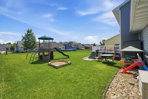 Exterior - 4922 Millenium Dr, Cedar Falls, IA 50613 photo 4 of 5