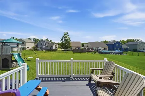 Exterior - 4922 Millenium Dr, Cedar Falls, IA 50613 photo 3 of 5