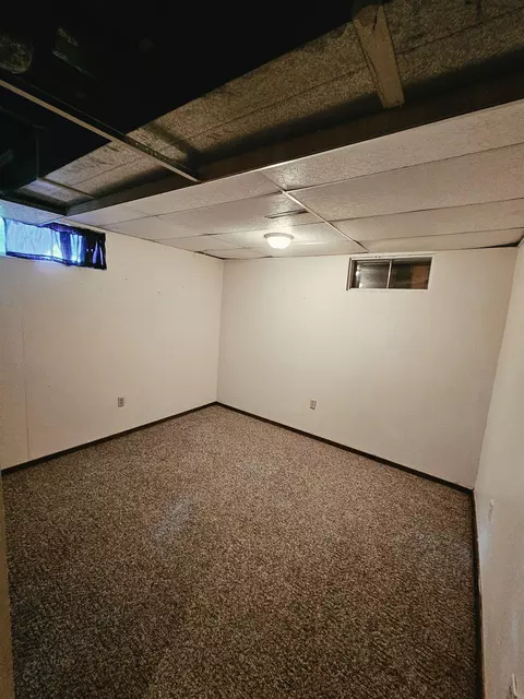 Bedroom - 715 Malone Ave, Readlyn, IA 50668 photo 7 of 8