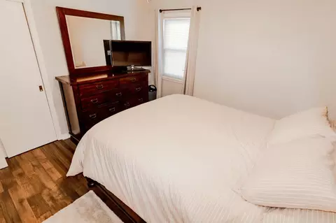 Bedroom - 227 Longview Dr, Waterloo, IA 50701 photo 2 of 6
