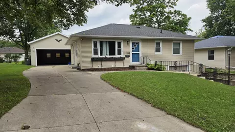 Exterior - 232 Zelmar St, Waterloo, IA 50701 photo 2 of 2