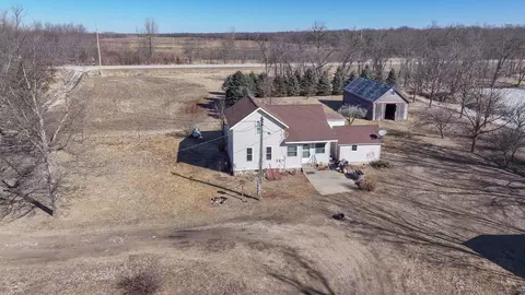 2920 230 St, Readlyn, IA 50668 photo 5