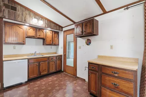 Kitchen - 21635 Walnut Ave, Shell Rock, IA 50670 photo 1 of 1