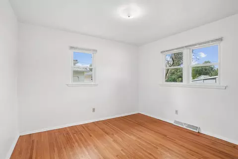 Bedroom - 512 Maple St, Washburn, IA 50702 photo 1 of 5
