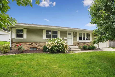 707 7th Ave NE, Oelwein, IA 50662