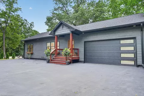 840 Grand Blvd, Evansdale, IA 50707