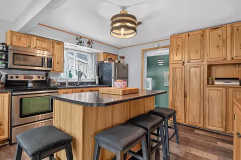 Kitchen - 711 Bishop Ave, Waterloo, IA 50707 photo 1 of 4
