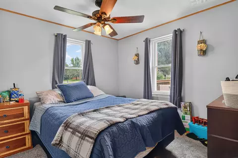 Bedroom - 711 Bishop Ave, Waterloo, IA 50707 photo 1 of 5