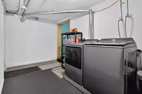 Other - 711 Bishop Ave, Waterloo, IA 50707 photo 3 of 4