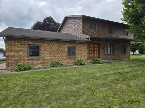 204 West St, Protivin, IA 52163