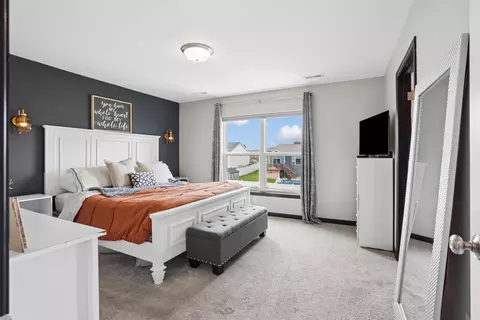 Bedroom - 1255 Partridge Ln, Waterloo, IA 50701 photo 1 of 3