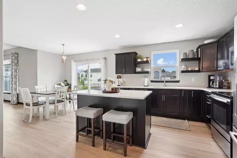 Kitchen - 1255 Partridge Ln, Waterloo, IA 50701 photo 2 of 2