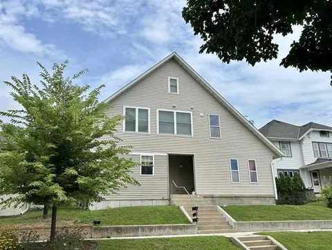 404 Jefferson St, Decorah, IA 52101