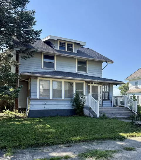 513 West St, Reinbeck, IA 50669