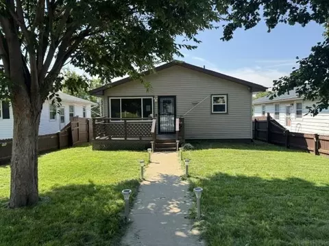 1337 SW 20th Ave, Cedar Rapids, IA 52404