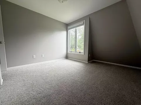 Bedroom - 1710 Cherry Ln, Cedar Falls, IA 50613 photo 2 of 3