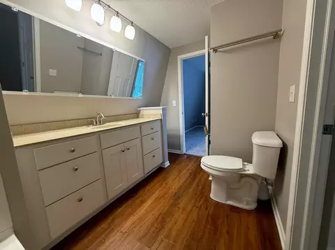 Bath - 1710 Cherry Ln, Cedar Falls, IA 50613 photo 1 of 2