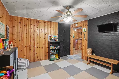 Other - 1100 Sheerer Ave, Waterloo, IA 50701 photo 4 of 5