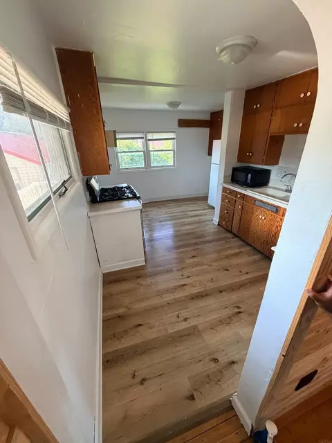 Kitchen - 1821 E Ridgeway Ave, Waterloo, IA 50702 photo 1 of 1