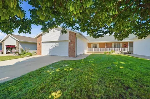 500 Wesson Ave, Hudson, IA 50643