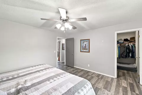 Bedroom - 2087 330th Street St, Walker, IA 52352 photo 3 of 6