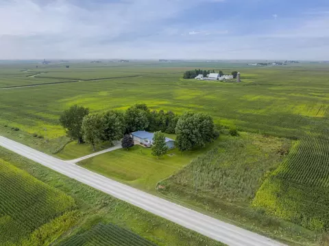 View/Area - 2087 330th Street St, Walker, IA 52352 photo 2 of 10