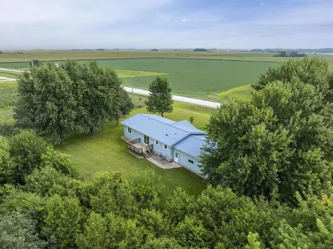 View/Area - 2087 330th Street St, Walker, IA 52352 photo 3 of 10