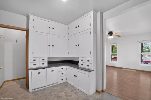 Entry Way - 144 E Franklin St, Denver, IA 50622 photo 1 of 2