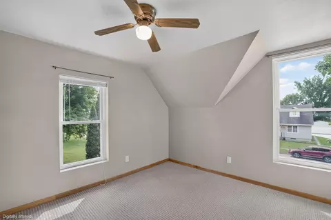 Bedroom - 144 E Franklin St, Denver, IA 50622 photo 5 of 5