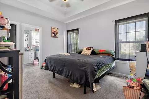 Bedroom - 2324 Maynard Ave, Waterloo, IA 50701 photo 1 of 6